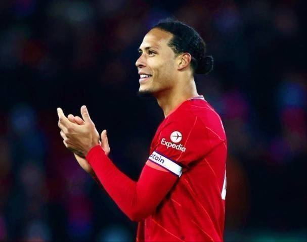 阿方索-戴维斯今日恢复部分合练，为接受手术以来首次