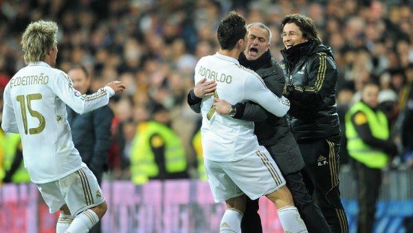 英超-曼联3-0西汉姆联：超过利物浦的机会来了｜前瞻