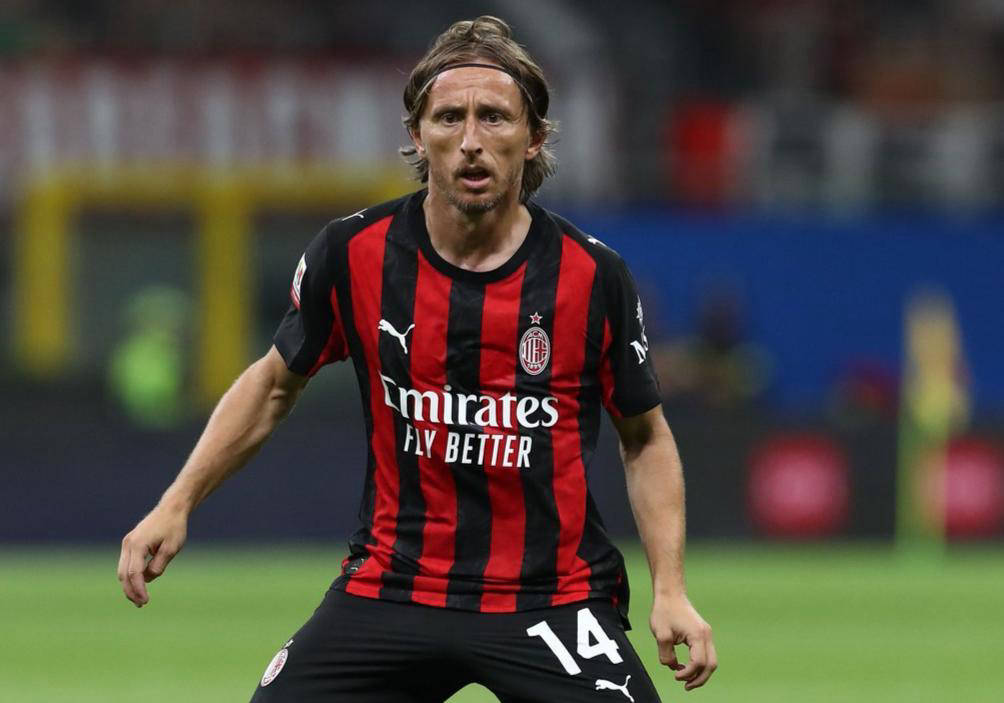 电讯报：布莱顿有意维拉中场博加德，以接替可能离队的巴莱巴