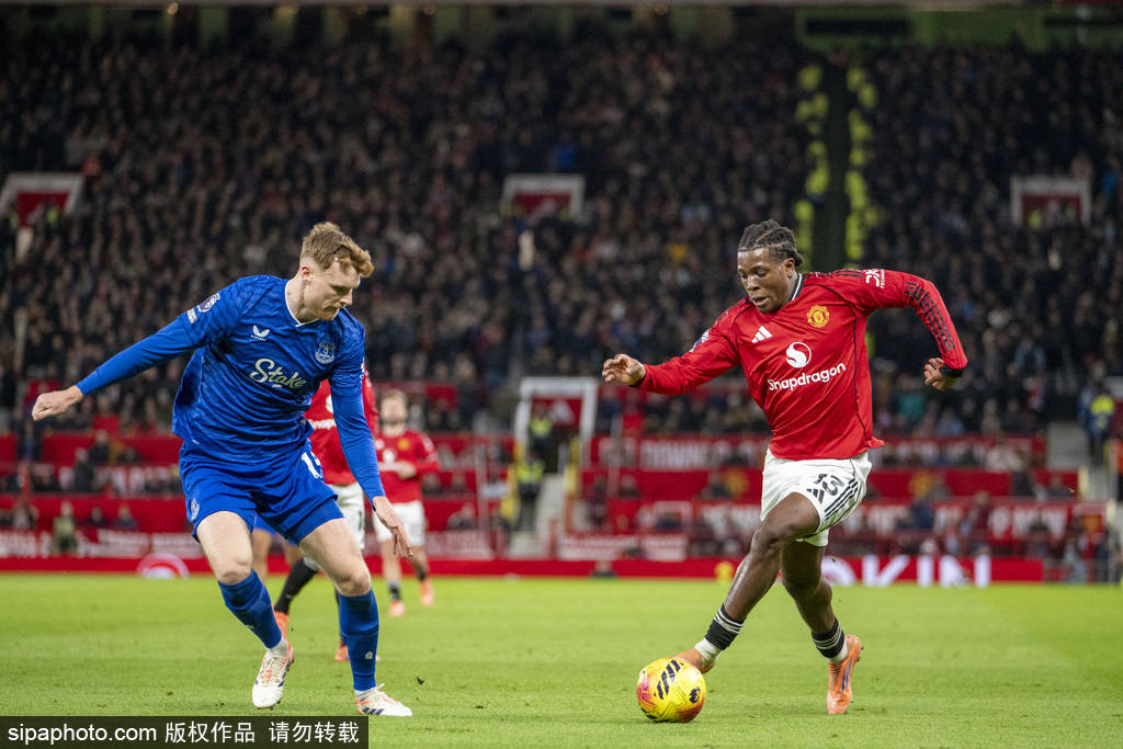 施洛特贝克：德国杯出局让我很痛苦；今天我们没给霍村机会