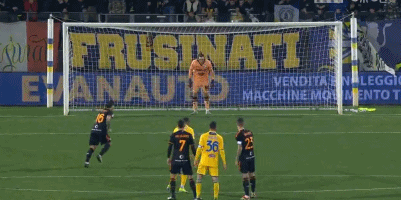 德转最新俱乐部身价排名：皇马13.8亿欧排名第一（德转发布最新俱乐部身价榜：皇马以13.8亿欧领跑）